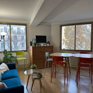Bureau privé 13 m² 4 postes Location bureau Rue de l'Hôtel de ville Neuilly-sur-Seine 92200 - photo 3